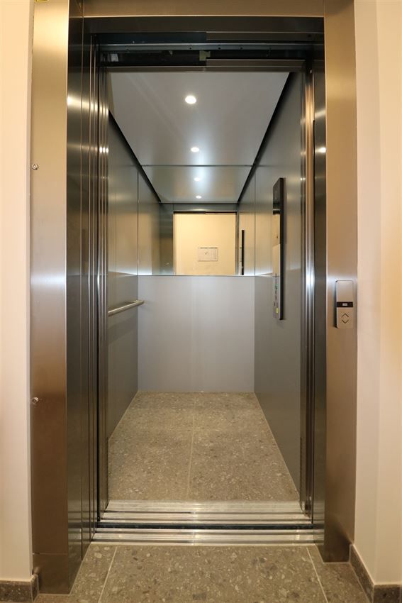 Bijzonder opgevat penthouse, 2 slpk., garage, groot terras foto 30