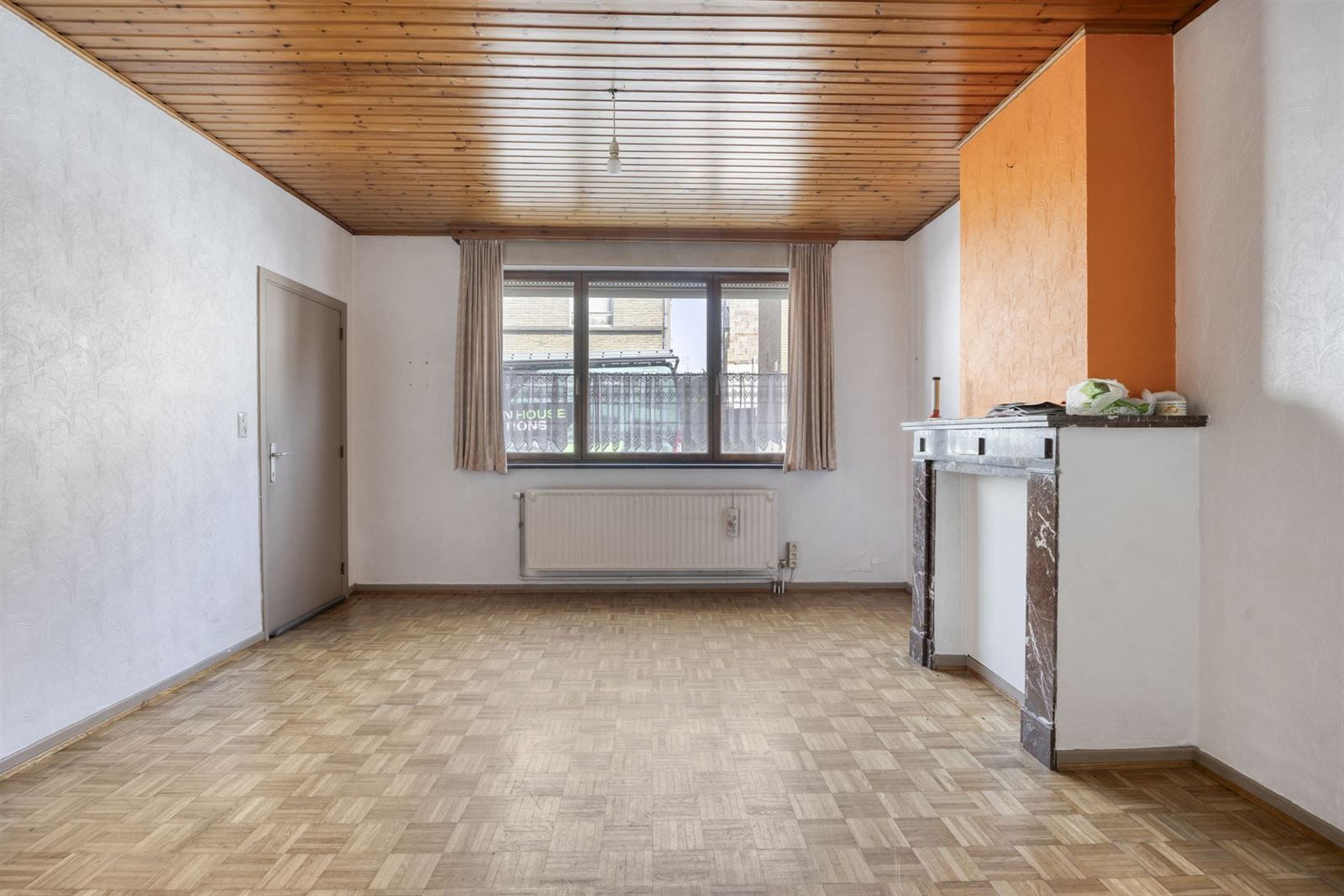 Opbrengstwoning met 2 appartementen en 3 garageboxen foto 6