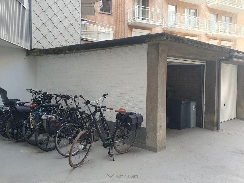 Lichtvolle, instapklare penthouse met drie volwaardige slaapkamers, meerdere terrassen en een open zicht op La Réserve en het Casinoplein. foto 17