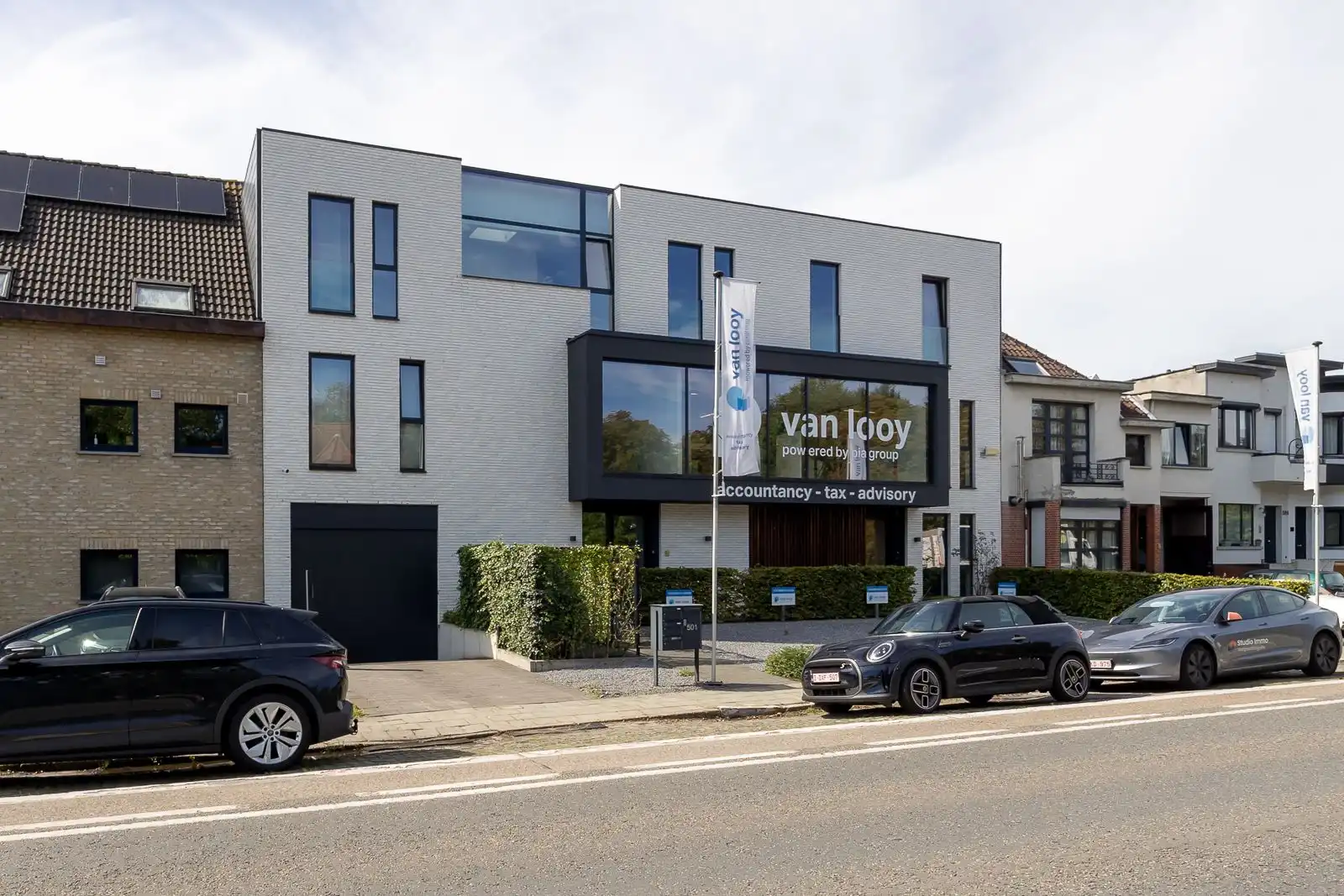 Appartement met zuidwestgericht terras, kelder en garage! foto {{pictureIndex}}