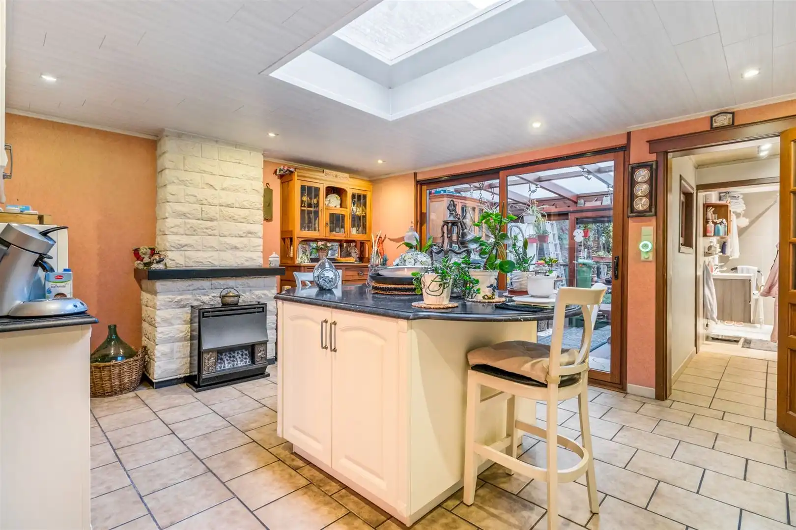 Centraal gelegen woning met 2 slaapkamers en tuin. foto 6