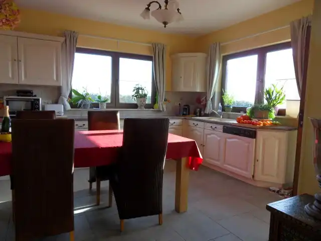 Villa-Landhuis met 4 slpkrs, bureel, 2 garages op 12 are foto 18