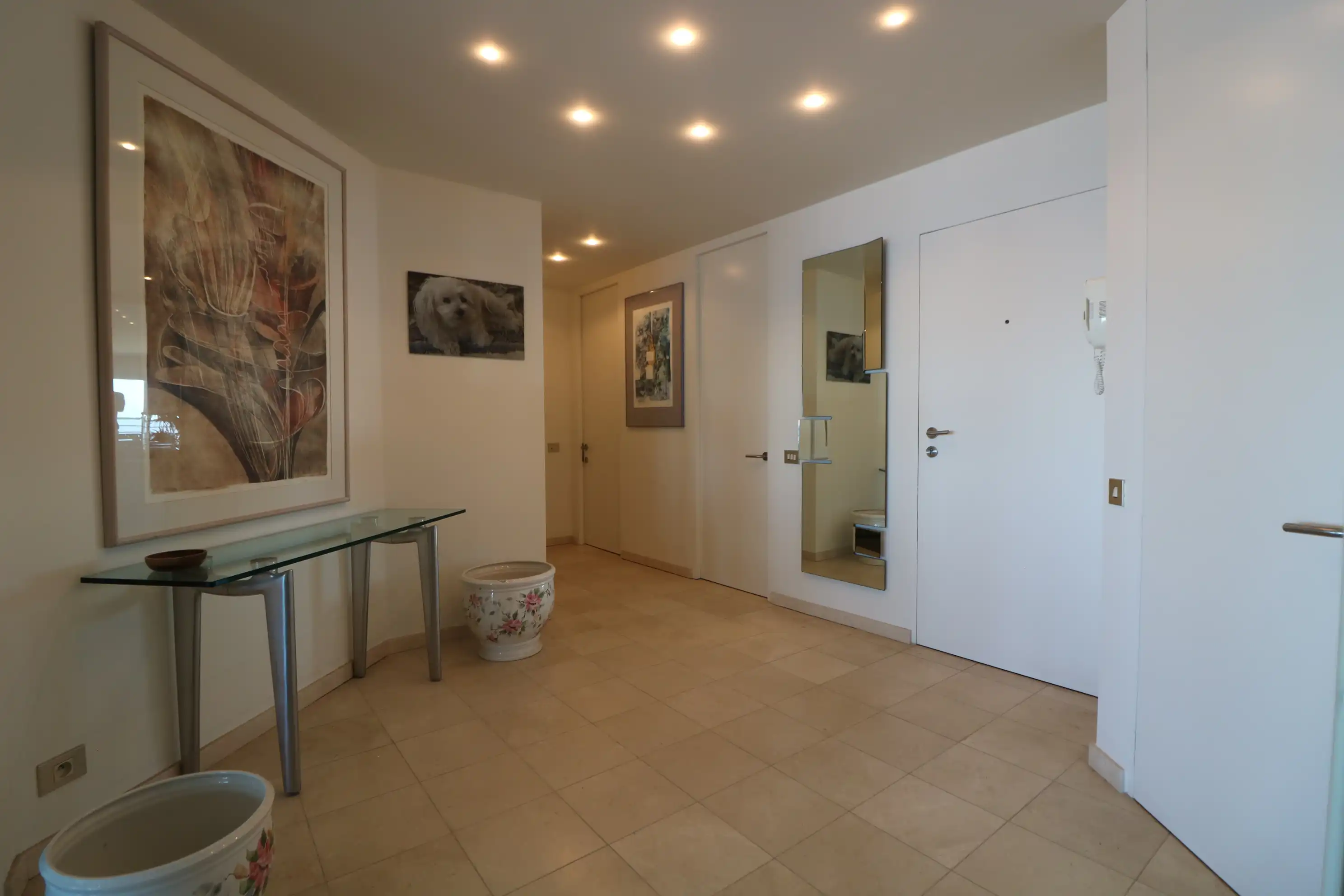 Uniek 4-slaapkamerappartement met fantastisch zicht op zee. foto 10