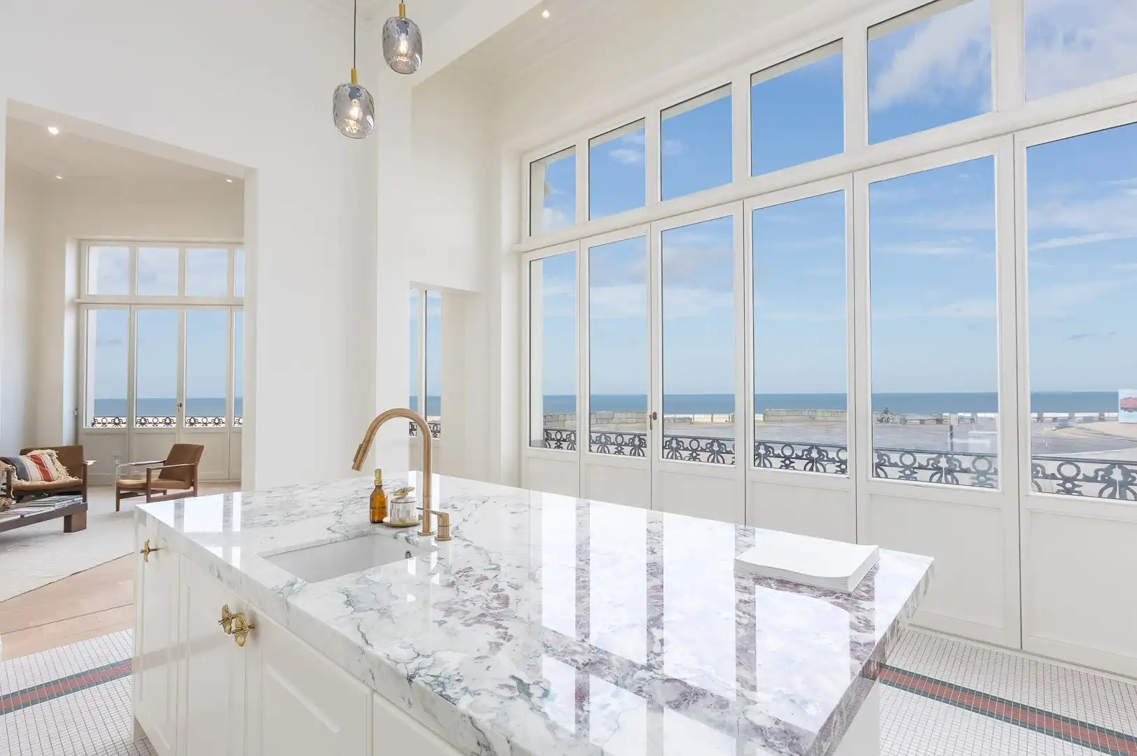 Appartement te koop foto {{pictureIndex}}