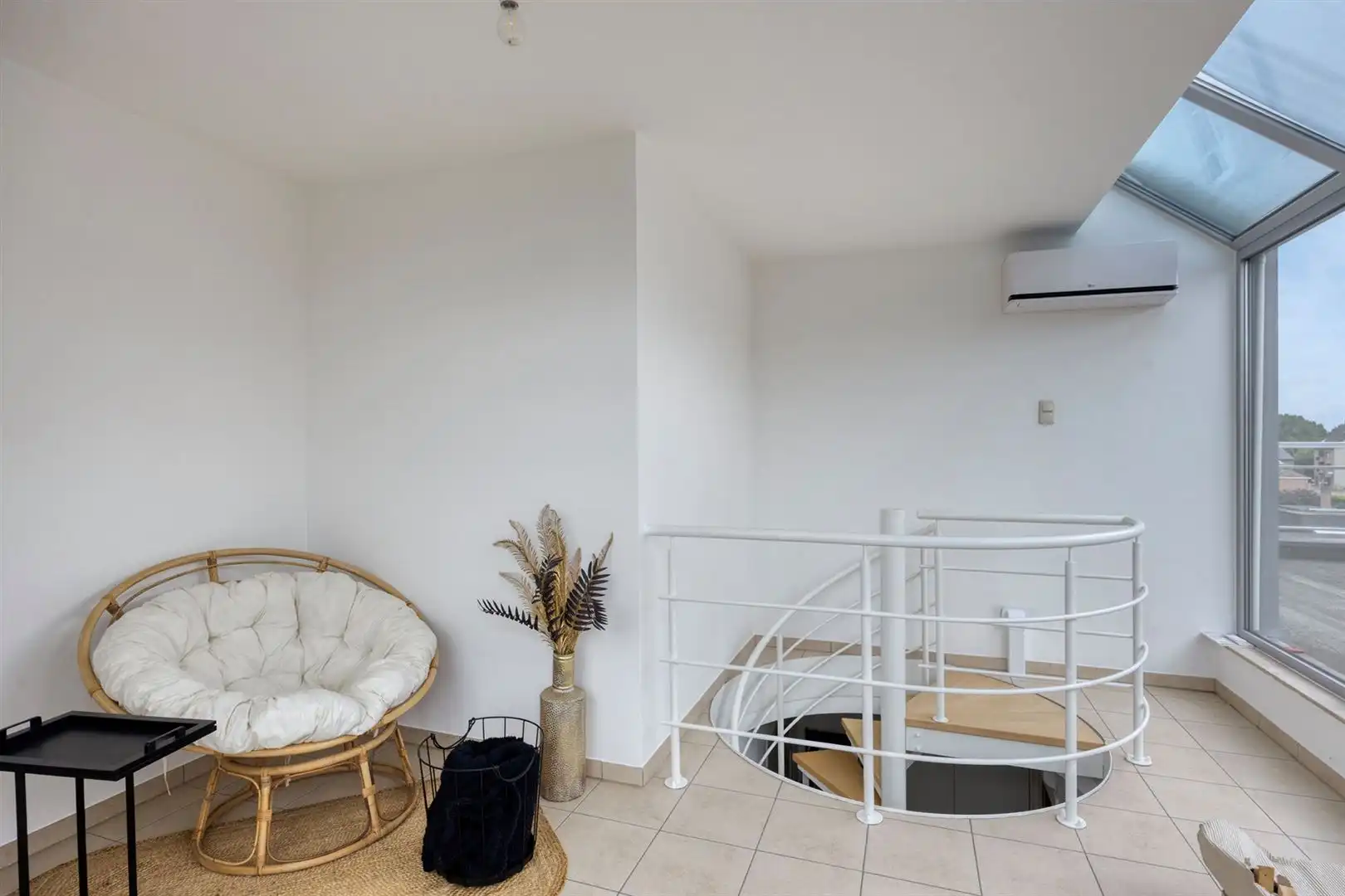 TE KOOP: Instapklaar duplexappartement met 3 slaapkamers en prachtig terras in hartje Zolder! foto 20