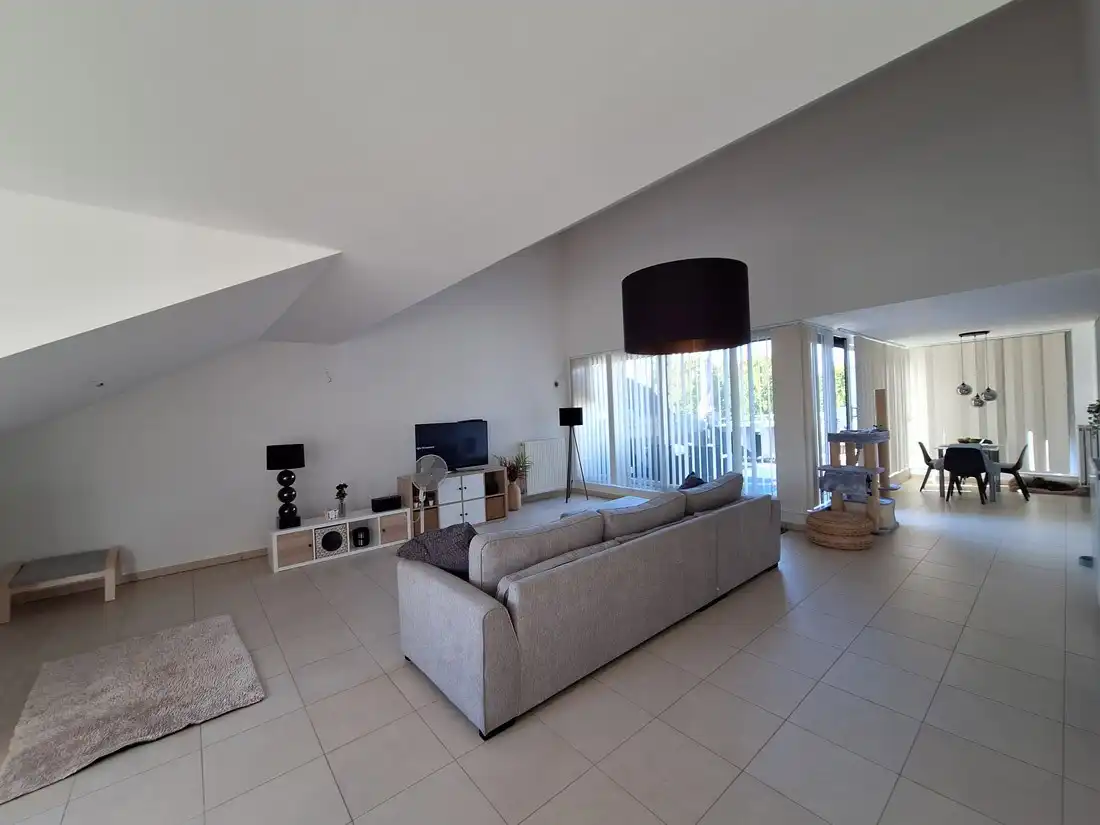 Penthouse aan de Beringse stadsrand foto 5