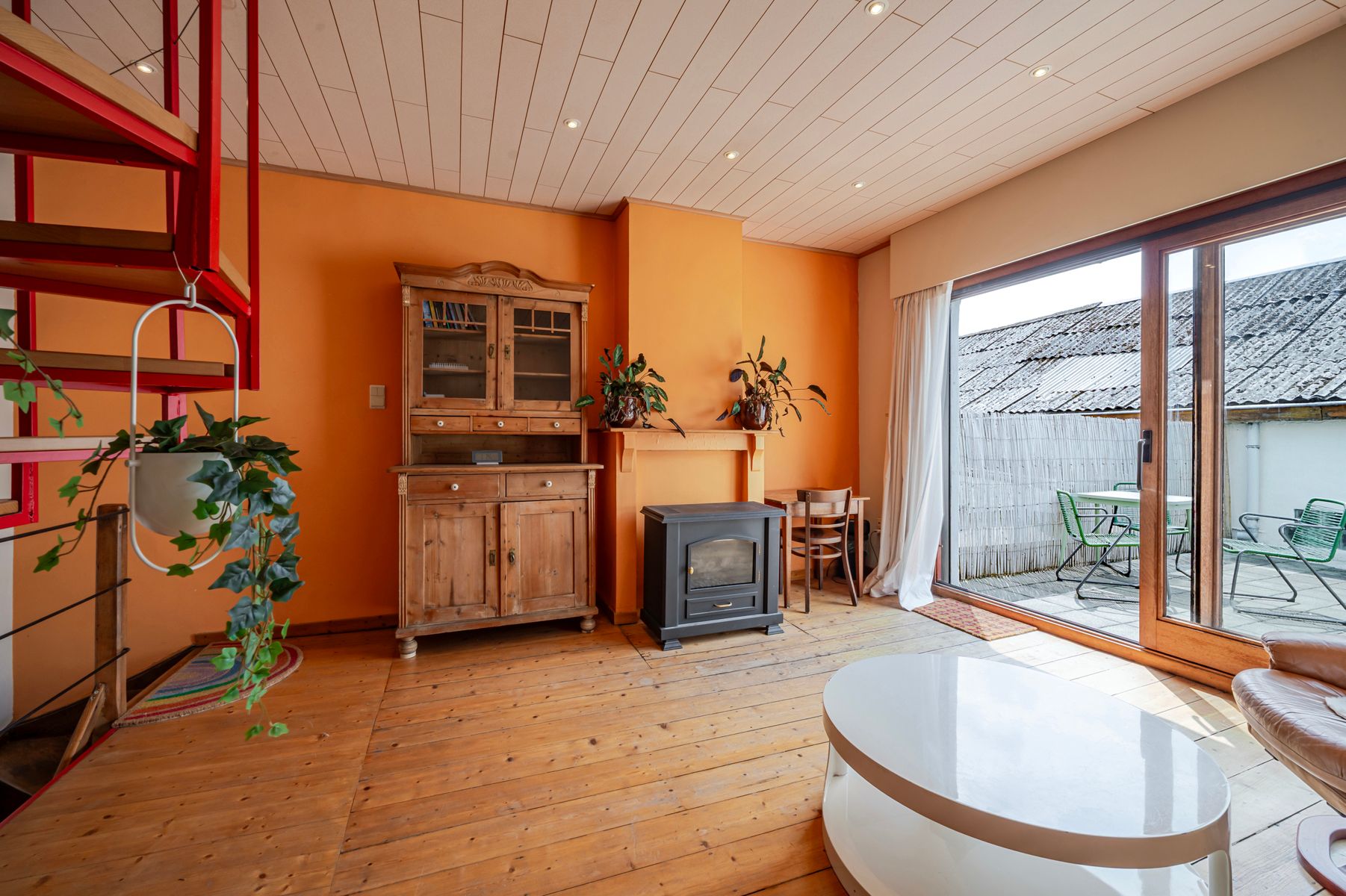 Charmante stadswoning met loods foto 15