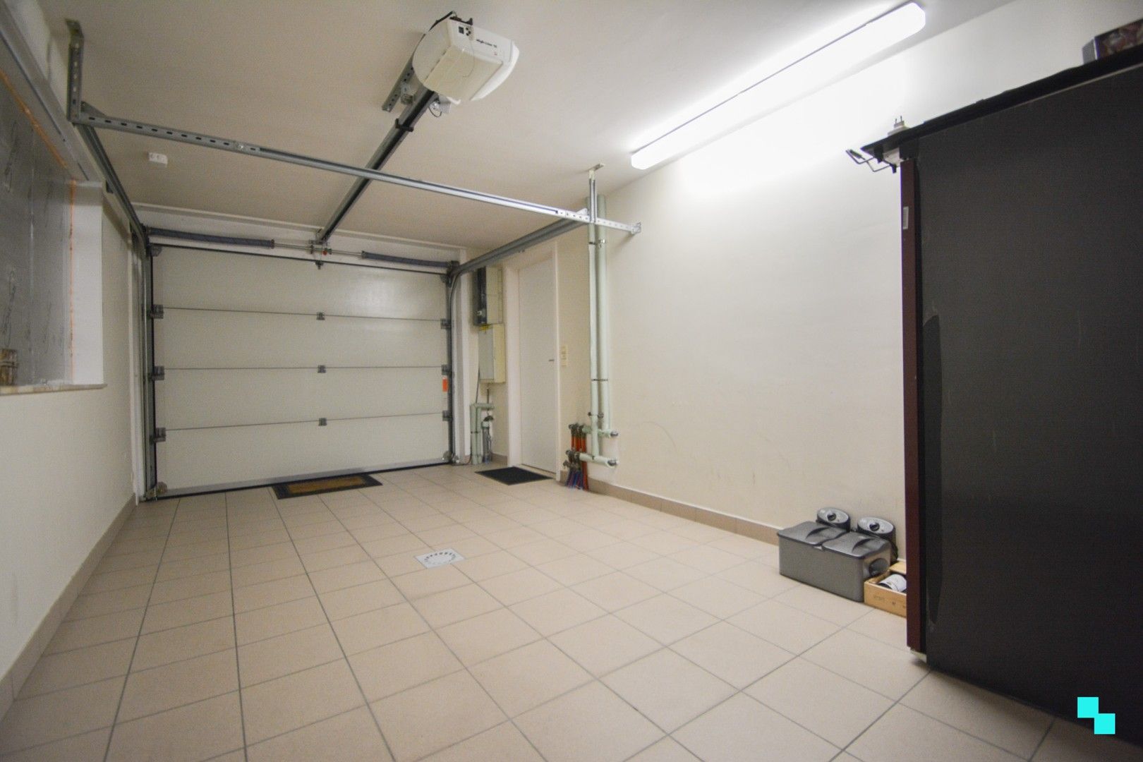 Instapklare woning te Sint-Eloois-Winkel foto 34