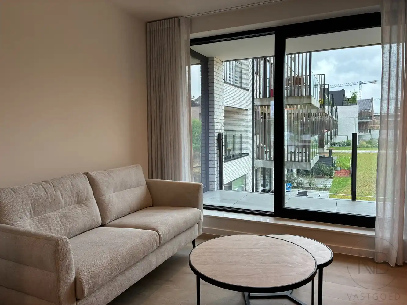 Instapklaar & bemeubeld 1-slaapkamer appartement in Diepenbeek foto 11