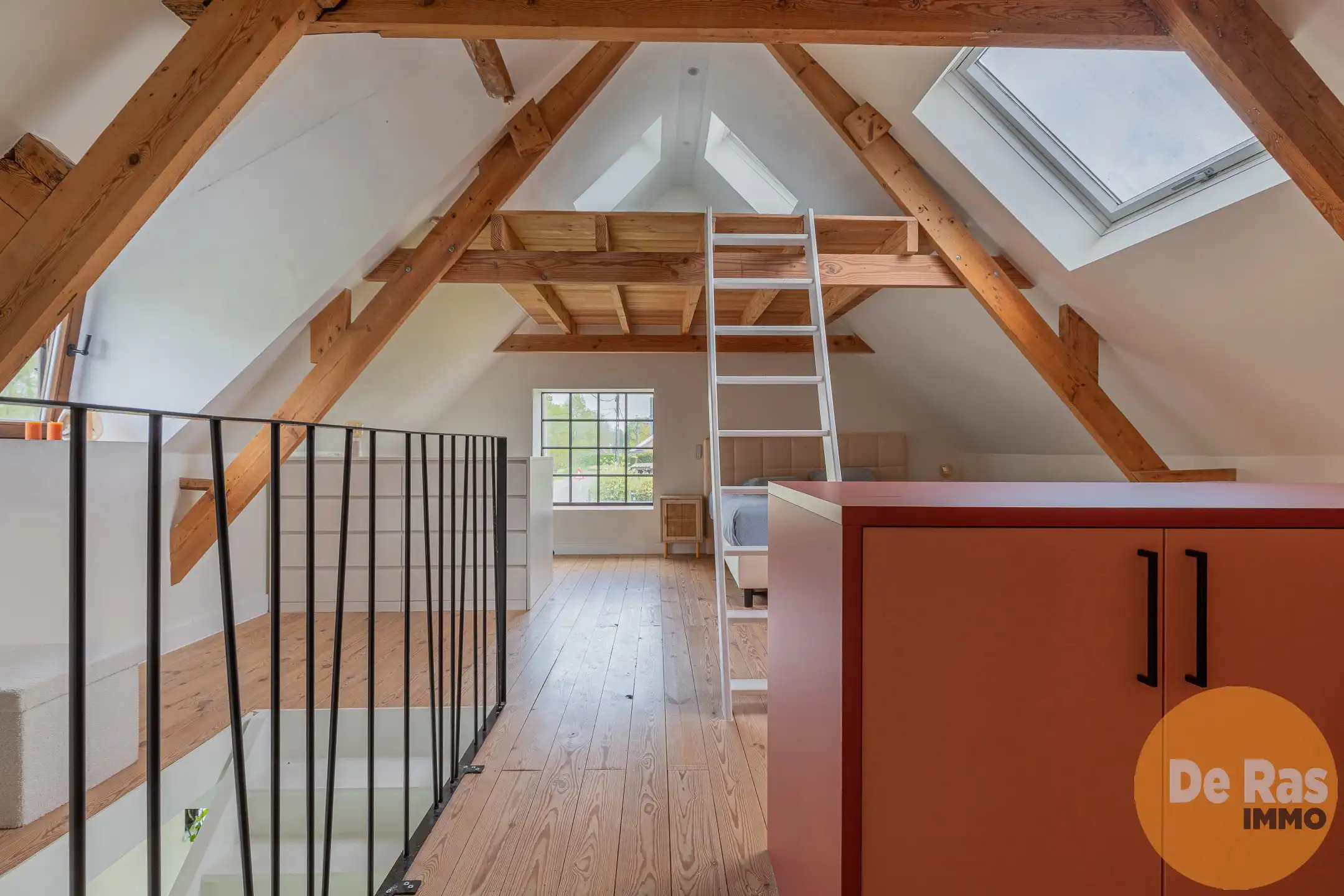 BURST-Mooi gerenoveerde hoeve op rustige locatie met carport foto 17