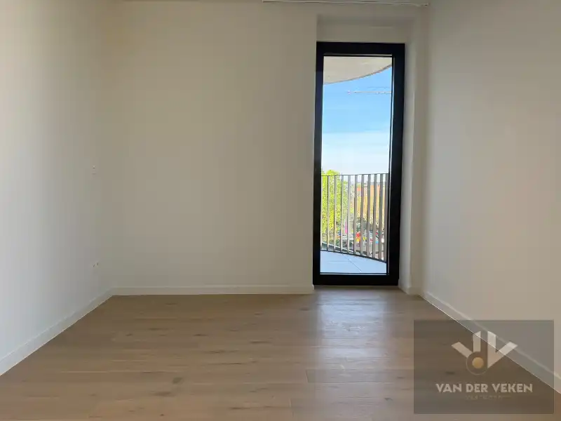 LICHTRIJK NIEUWBOUWAPP MET 2 SLPK NABIJ QUARTIER BLEU EN STADSCENTRUM foto 17