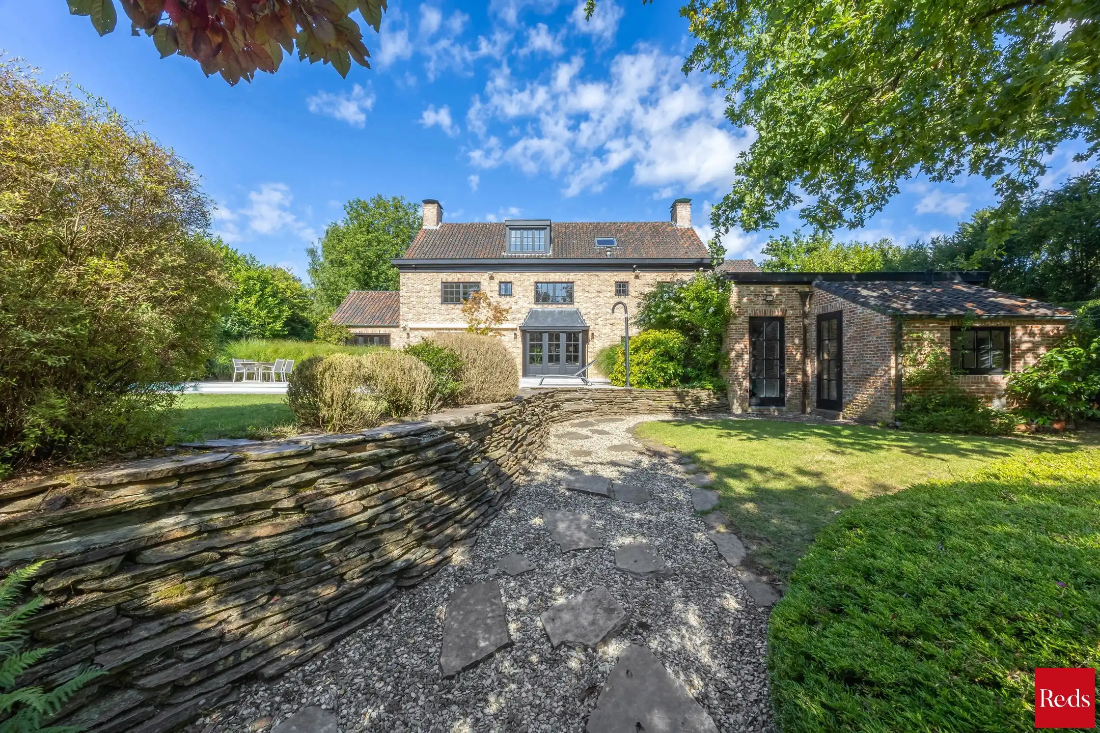 Prestigieuze villa met zwembad op 3.528 m² op toplocatie! foto 5
