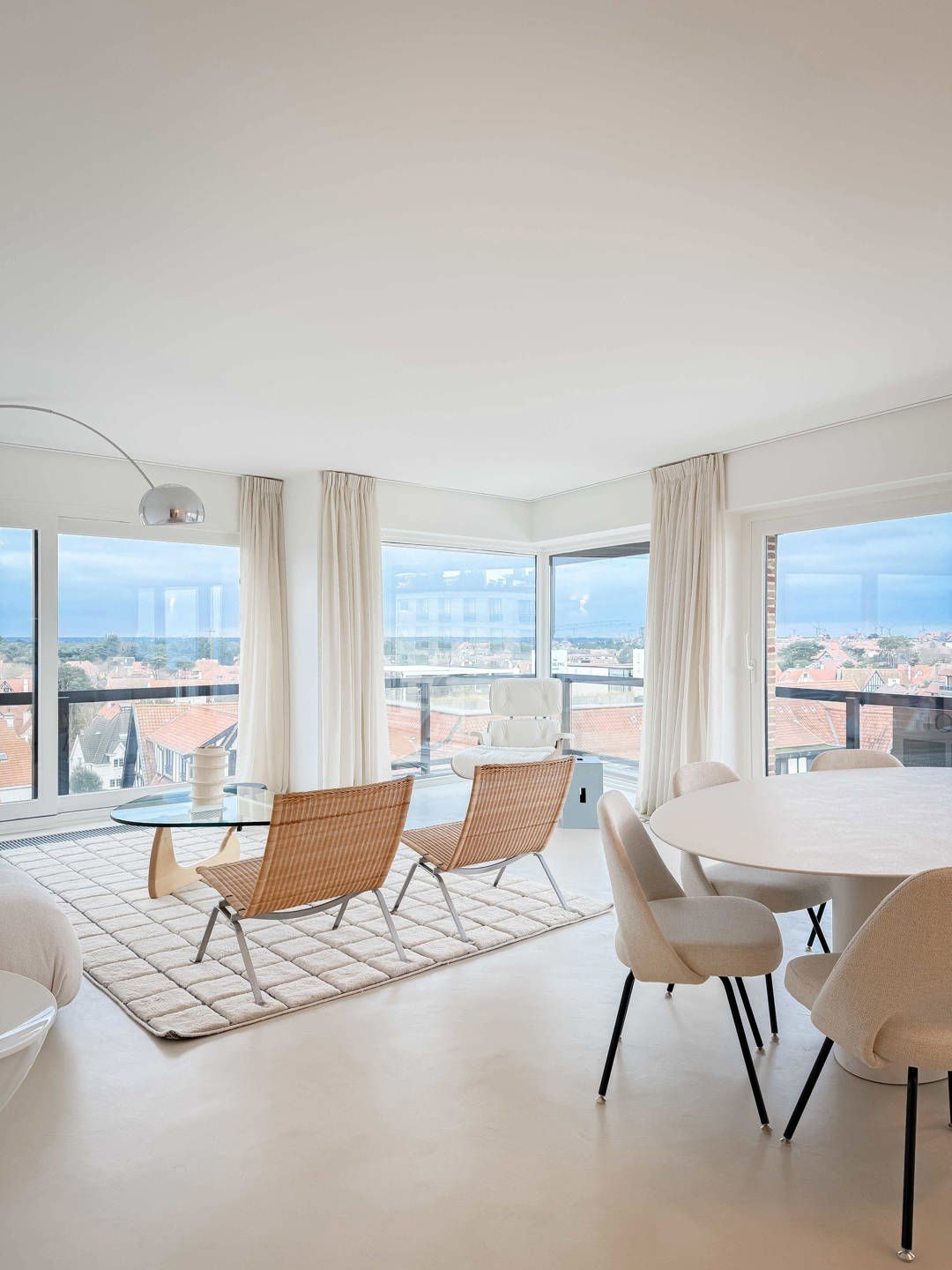Uitzonderlijk HOEKAPPARTEMENT gelegen op het Albertplein... foto 16