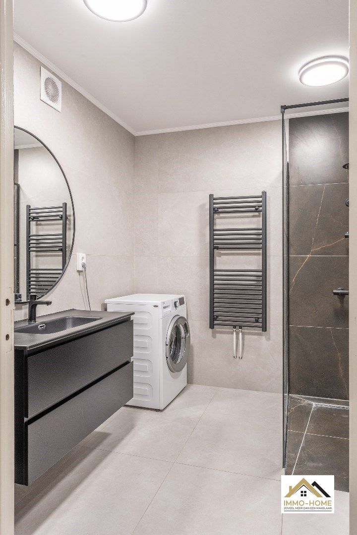 Heel erg ruim dakappartement + garage te Lokeren!  foto 9