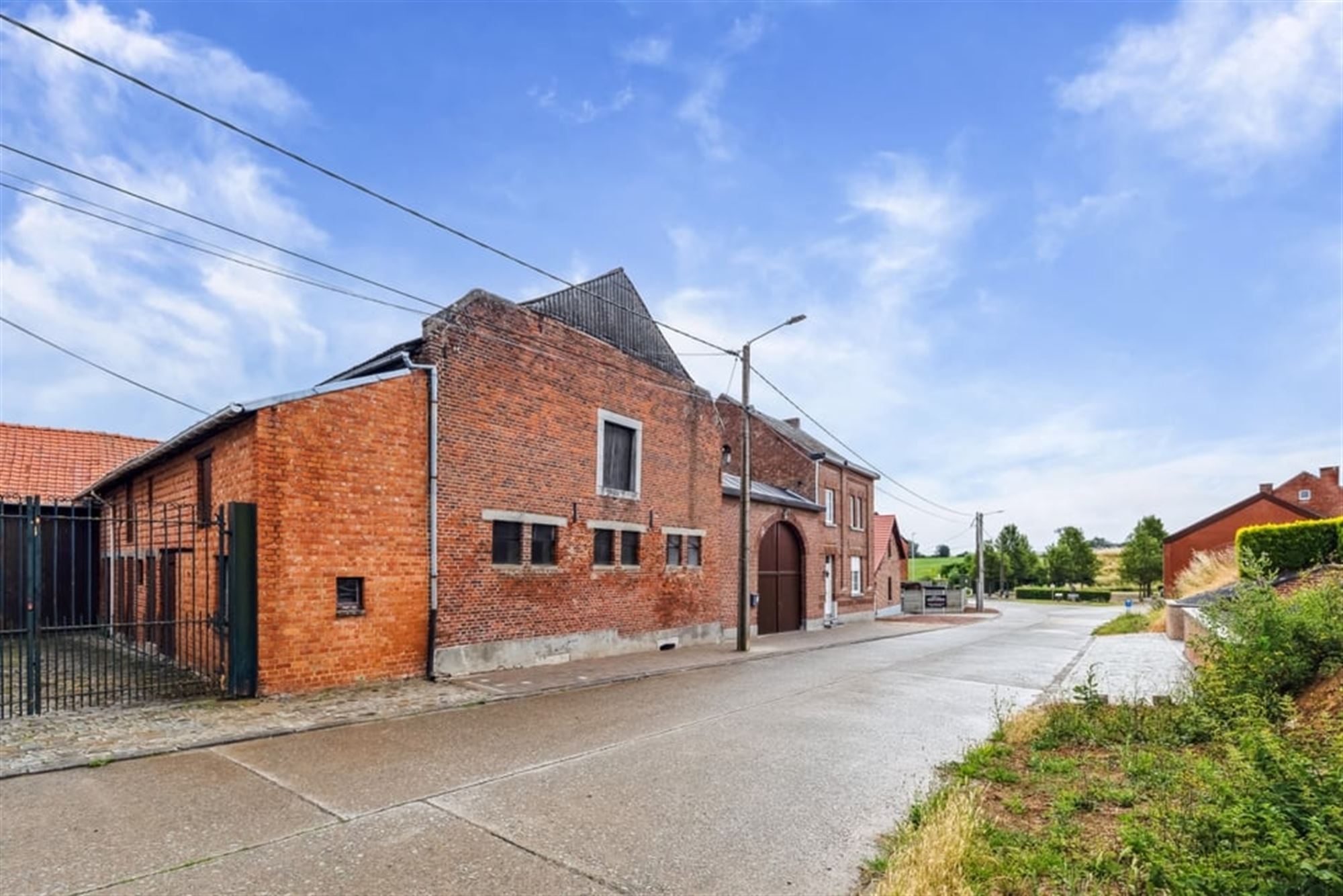 CHARMANTE HOEVE OP EEN PERCEEL VAN 14A IN HEERS  foto 39