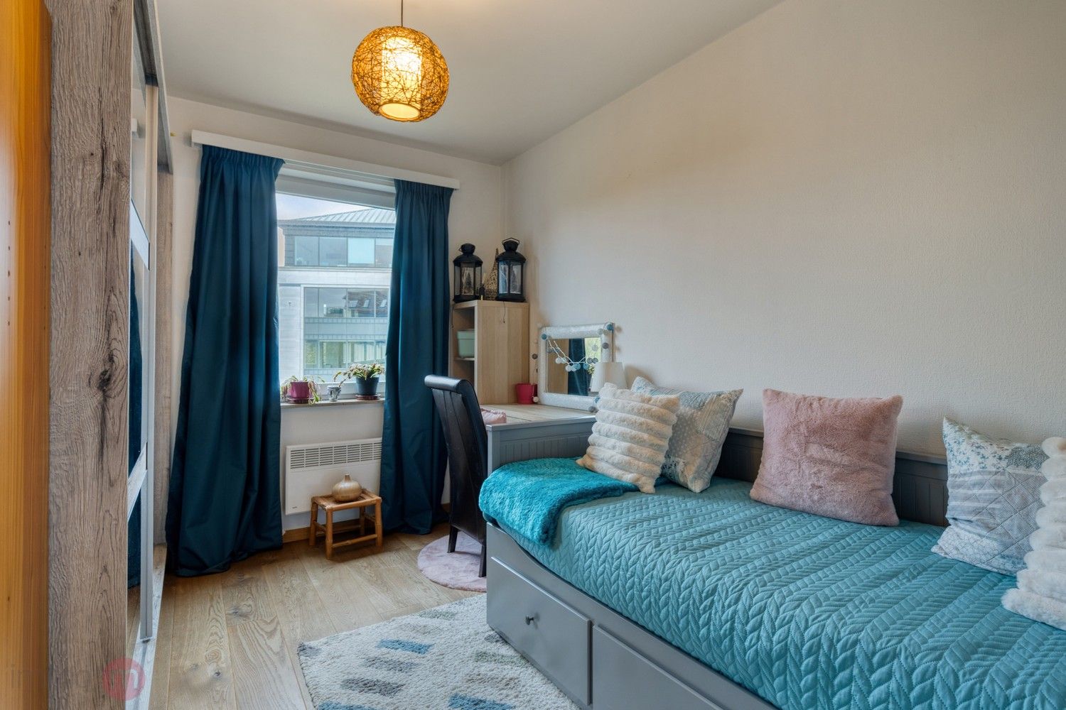 Ruim en lichtrijk appartement met twee terrassen en uitzicht op het Vijverpark aan de rand van Anderlecht 🌿 foto 15