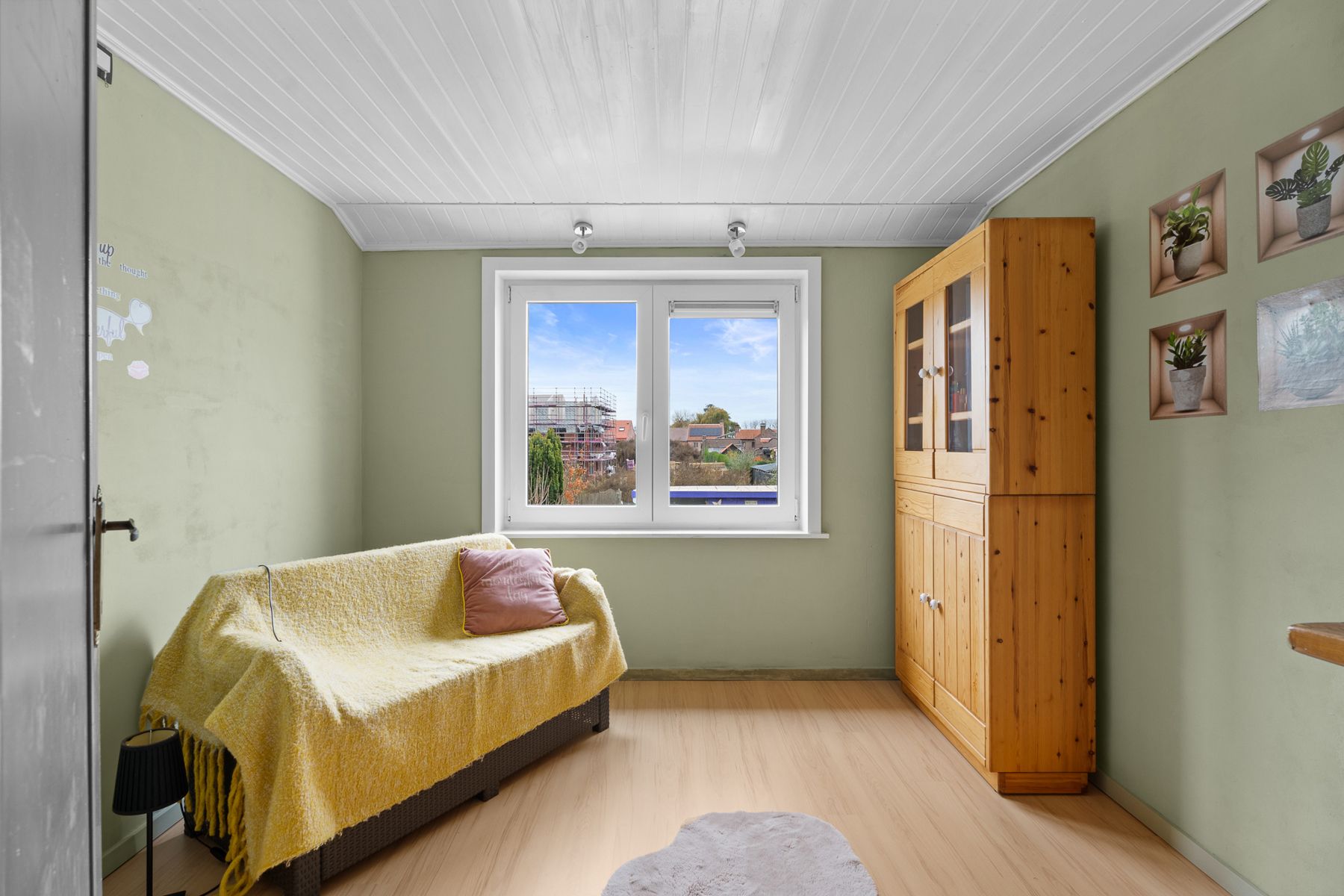 Ruime 3-slaapkamerwoning in centrum Zele! foto 6