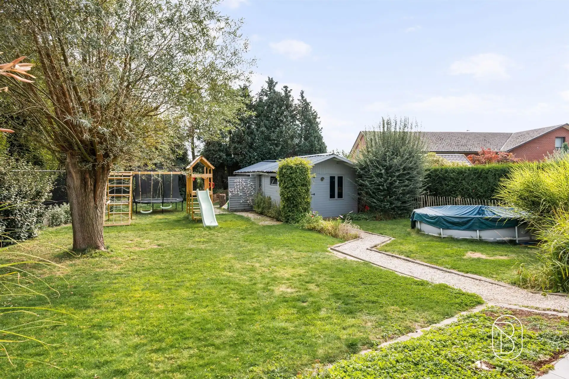 Ruime alleenstaande woning met 4 SLK op 991 m²! foto 7