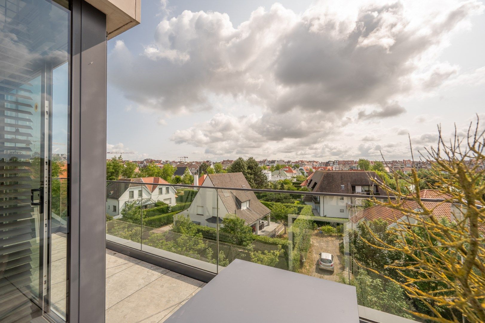 Ruim appartement met 4 slaapkamers in res La Reserve op 100m van het Albertstrand  foto 22