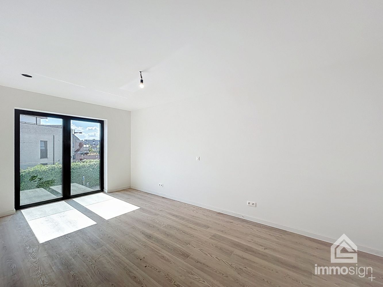 Instapklaar nieuwbouw appartement met 2 slaapkamers, terras, autostaanplaats en berging te Kinrooi foto 13