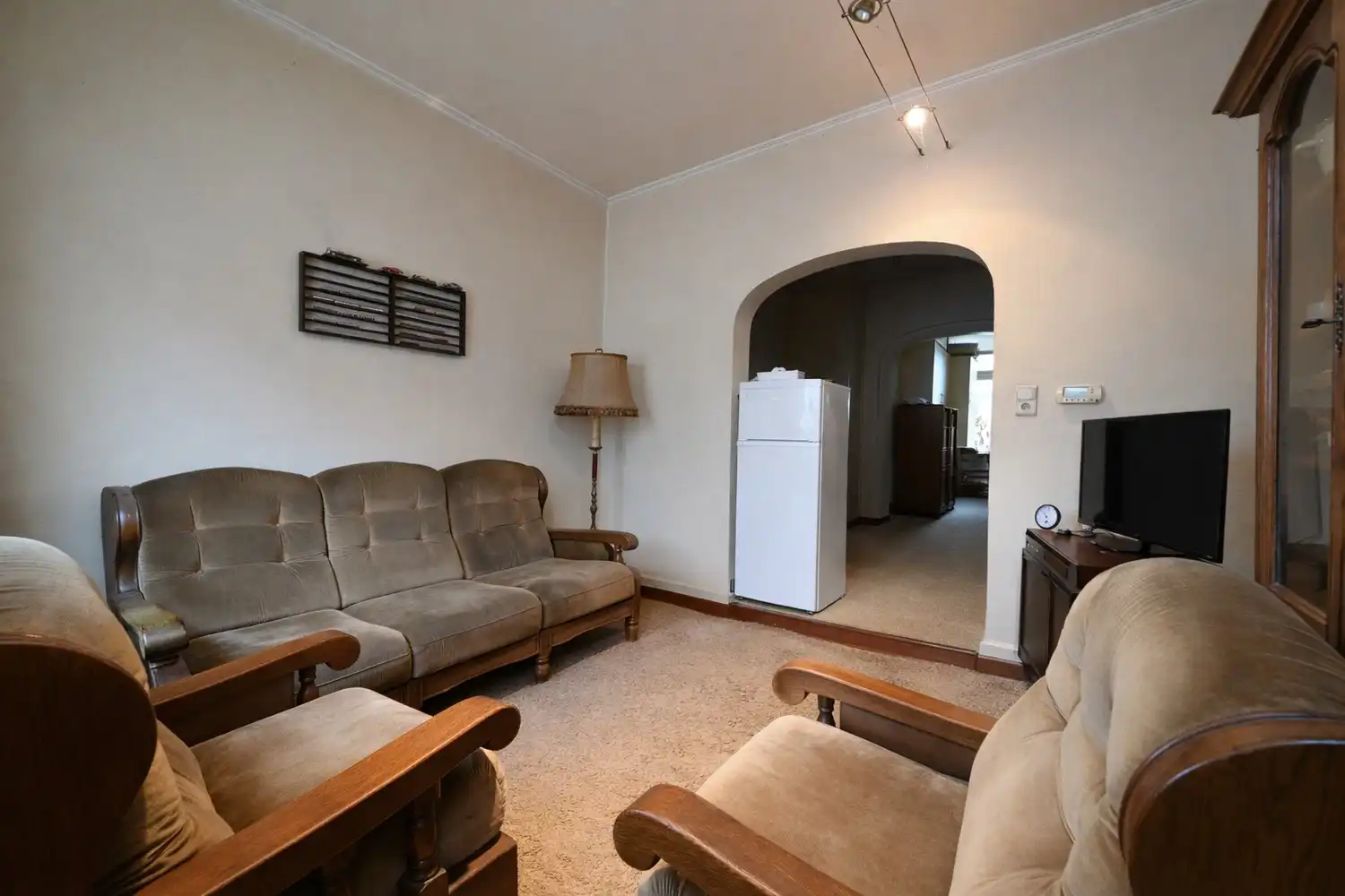 Te renoveren woning met potentieel op centrale ligging te Heist-Goor foto 2