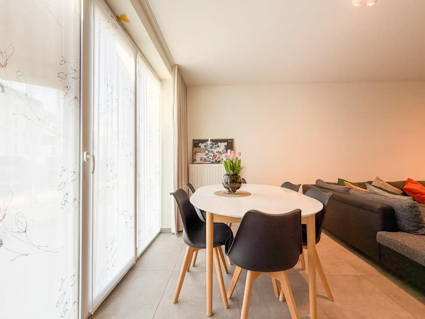 Instapklare rijwoning met 3 slpk, garage en tuin, Roeselare foto 5