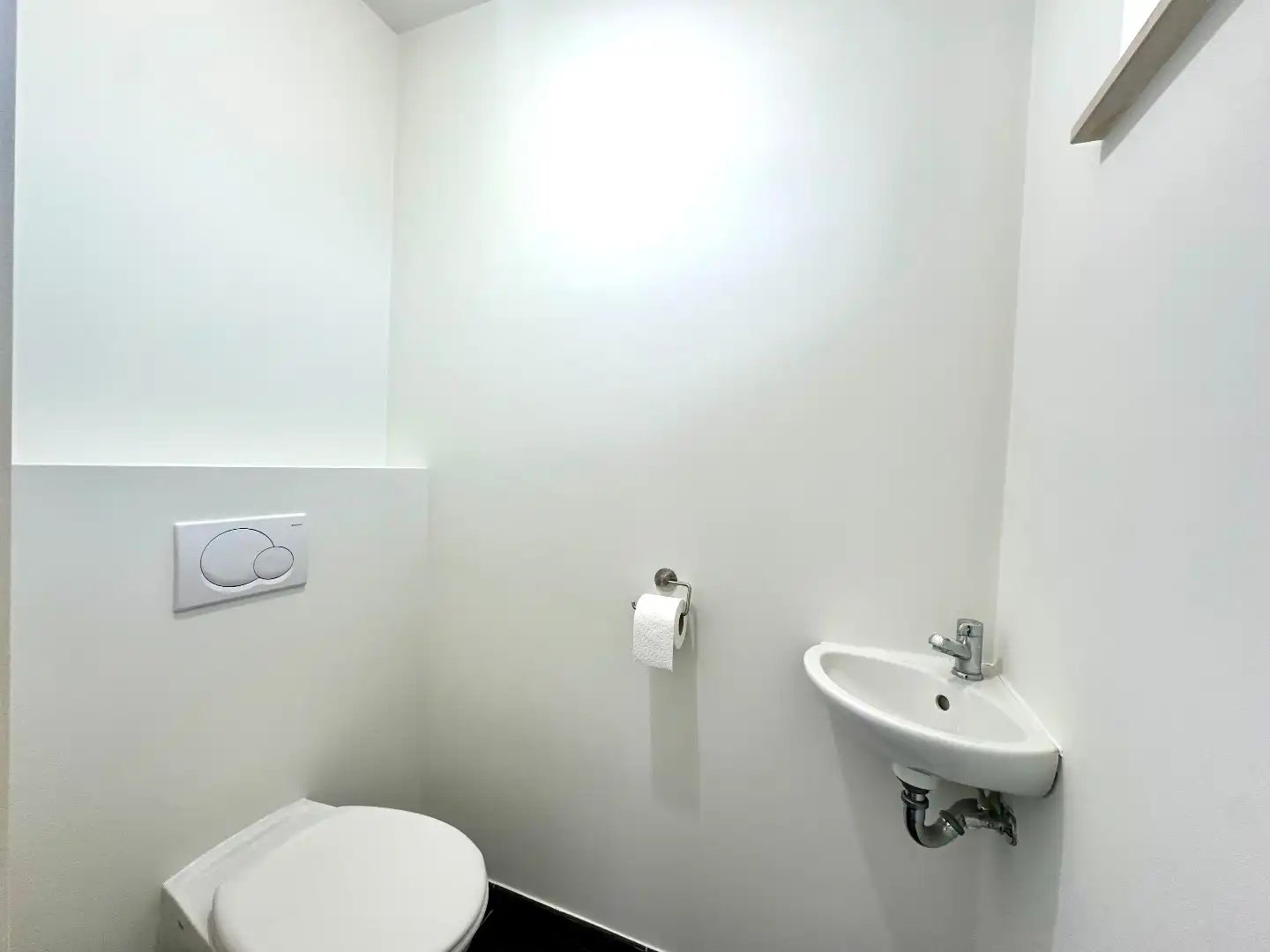 Ruim duplex appartement met 3 slaapkamers in hartje Bilzen-Hoeselt foto 12