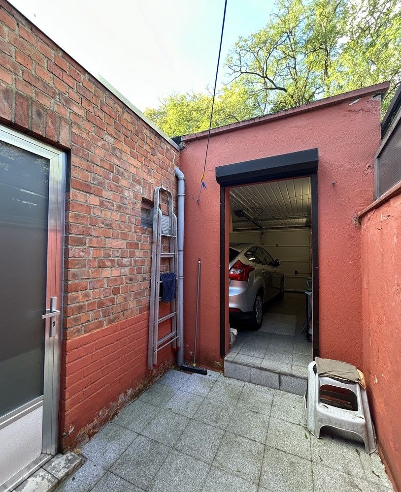 Te renoveren woning in centrum Leuven met garage en binnenkoer! foto 9