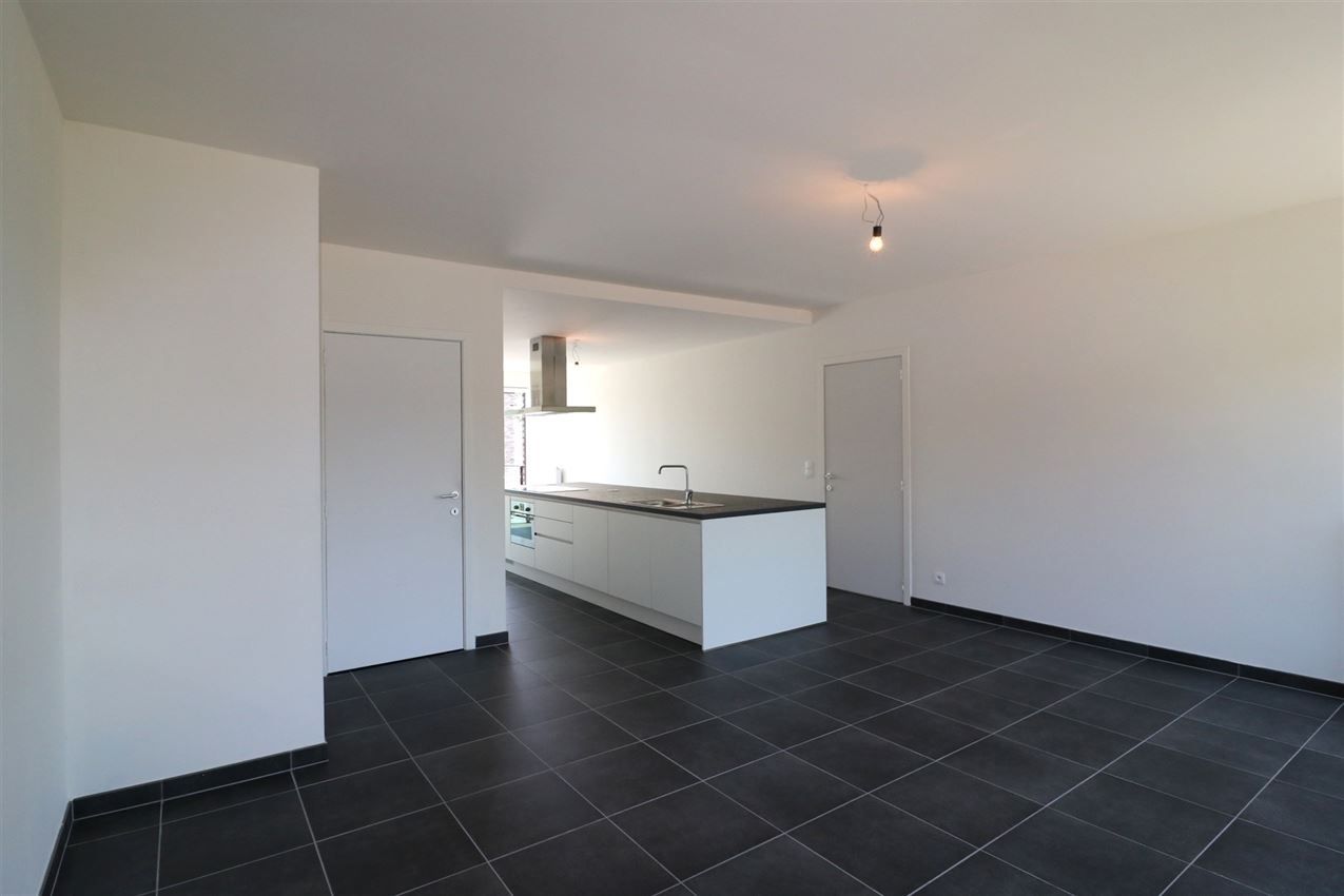 108m², zuidterras foto 10