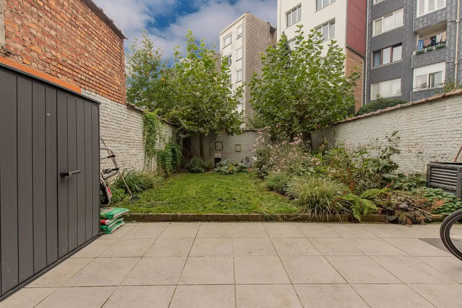 Karaktervol herenhuis met 4 slaapkamers, 2 badkamers en tuin op topligging in Jette foto 23