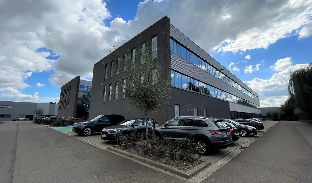 Kantoren te huur nabij E313 in het industriepark Wommelgem foto 15