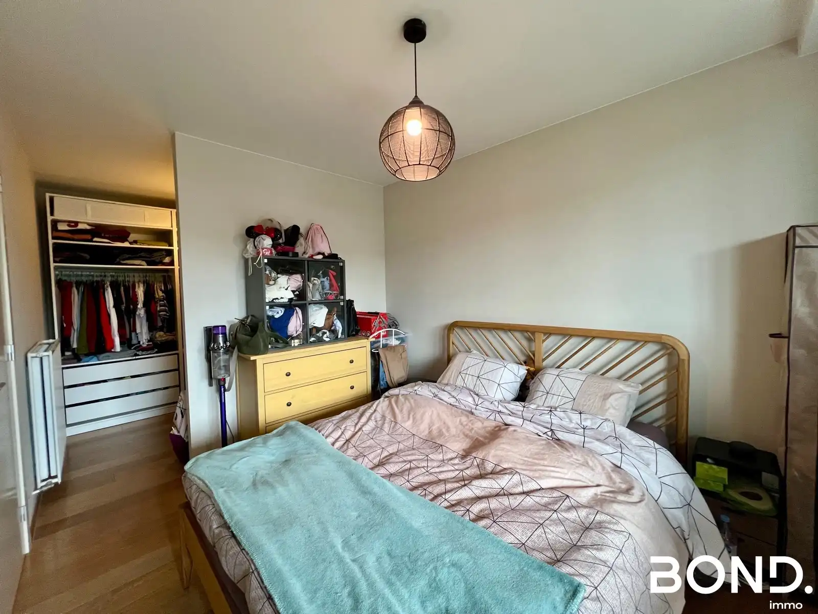 Ruim twee slaapkamer appartement te huur in Herent foto 11