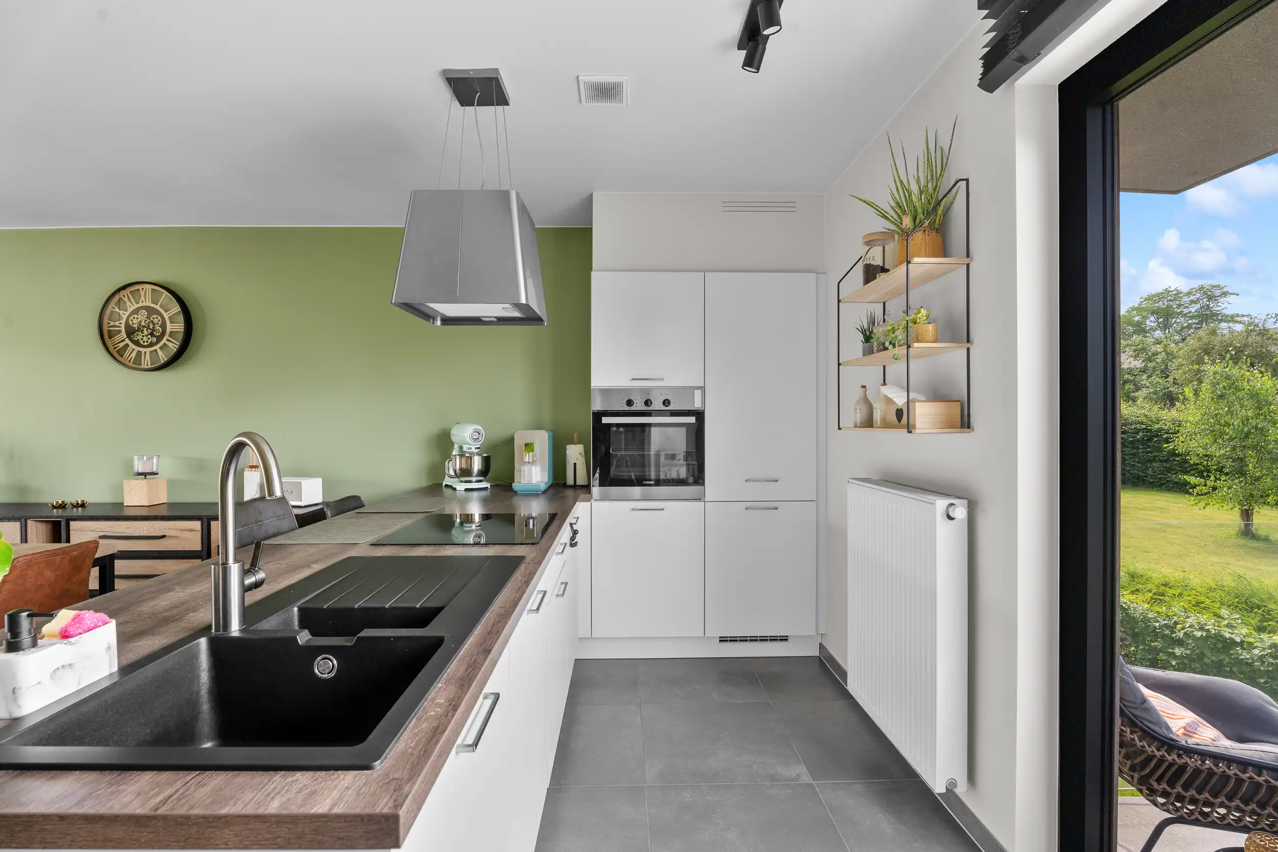 Zorgeloos genieten: Instapklaar 3-slpk appartement Kruisem foto 5