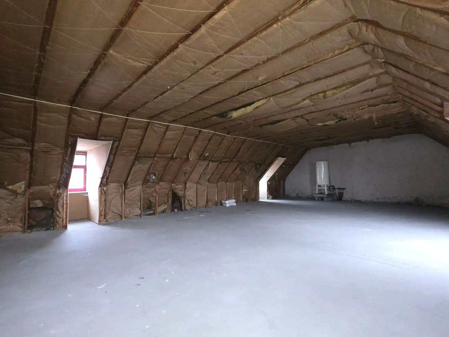 Polyvalente eigendom op commerciële ligging in het centrum van Bavikhove foto 10