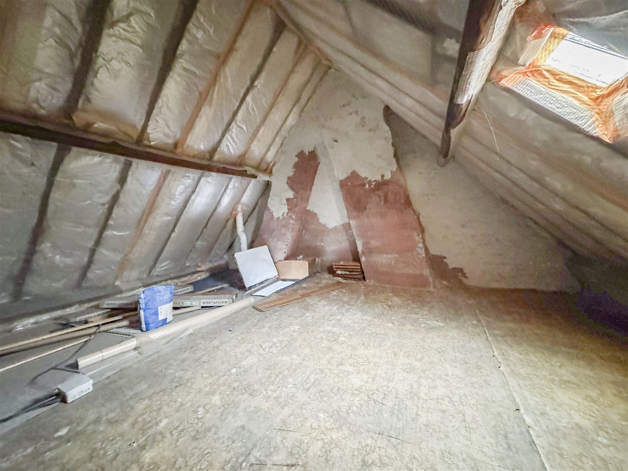 Charmante woning met enorm potentieel in hartje Berchem foto 20