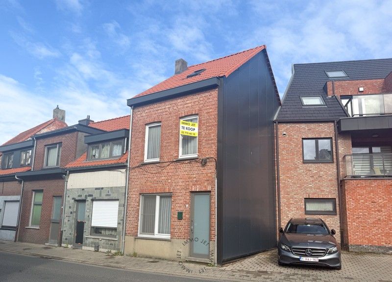 Hoofdfoto van de publicatie: Woning met 2 slaapkamers en koer in het centrum van Sint-Gillis-Waas