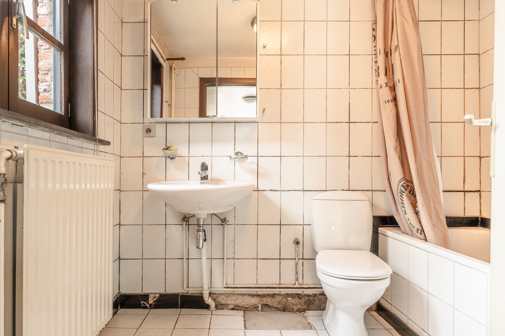 Charmante hoeve met grote tuin foto 16