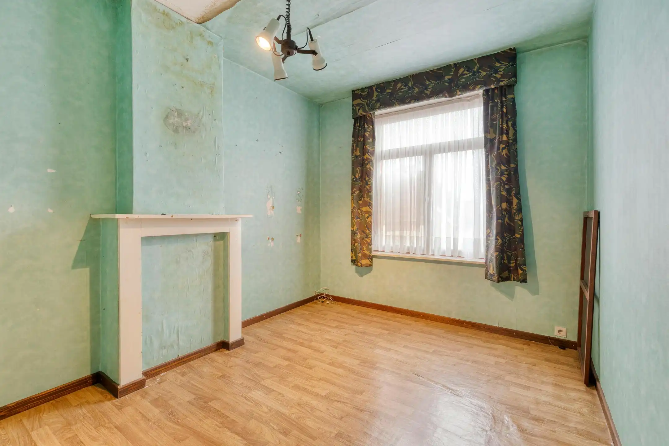 Te renoveren huis te koop in Uitkerke met 4 slaapkamers foto 12