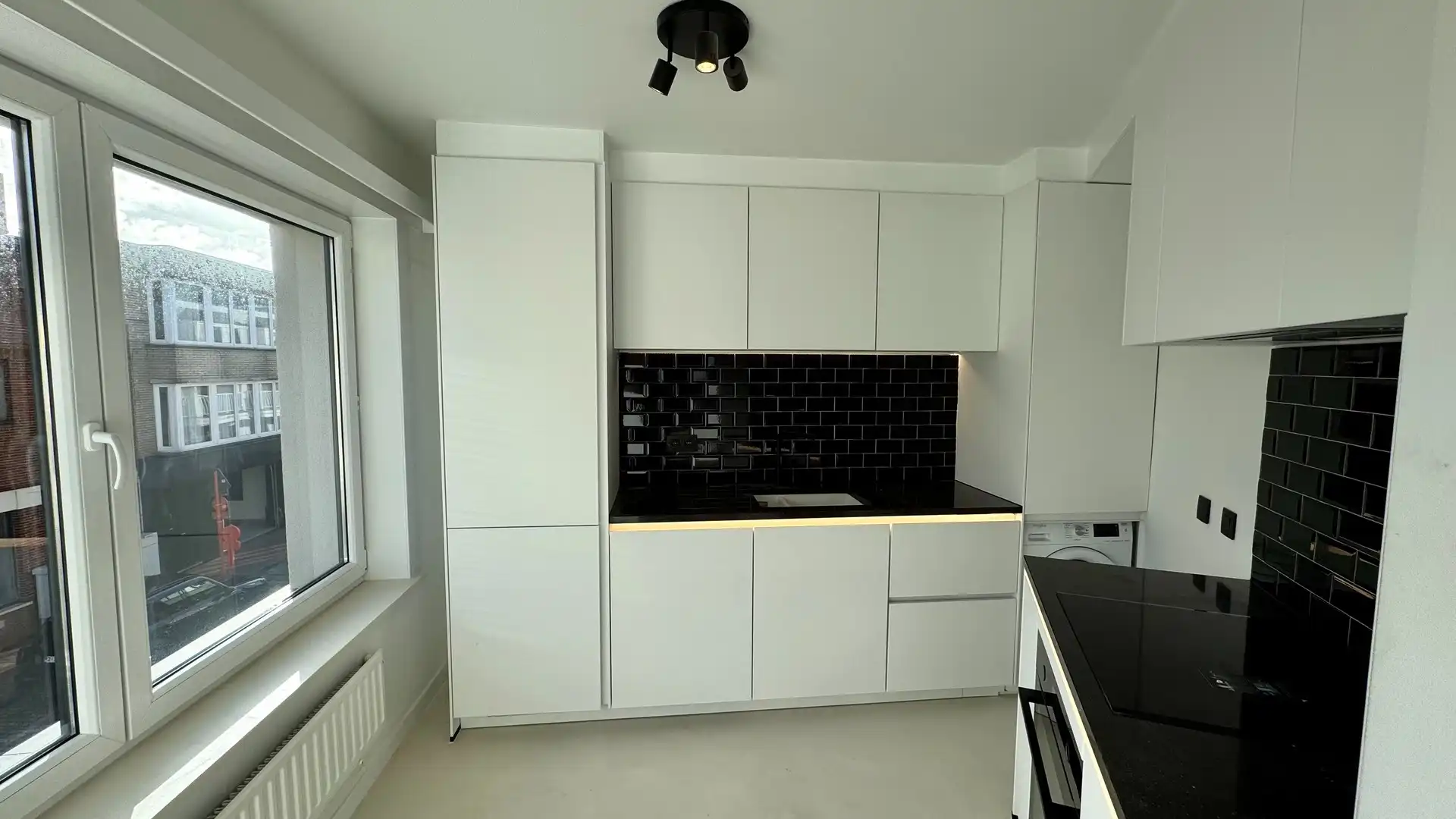 Aangenaam hoekappartement gelegen vlakbij het centrum van Knokke. foto 3