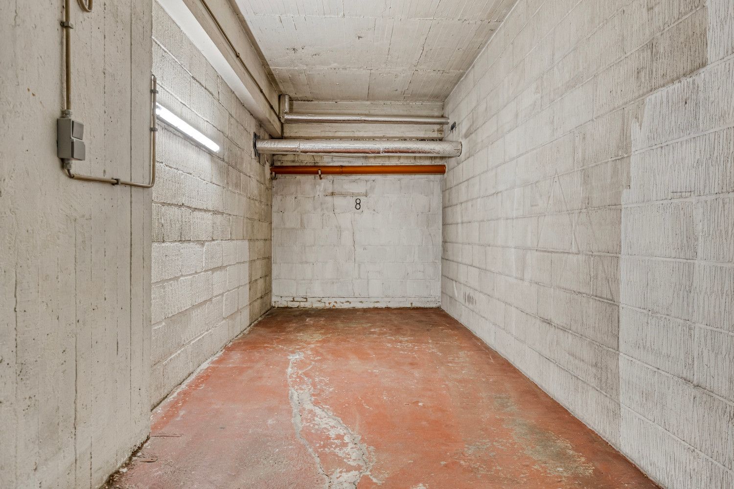 Te renoveren DAKAPP met 1 slk, groot terras en garagebox! foto 14