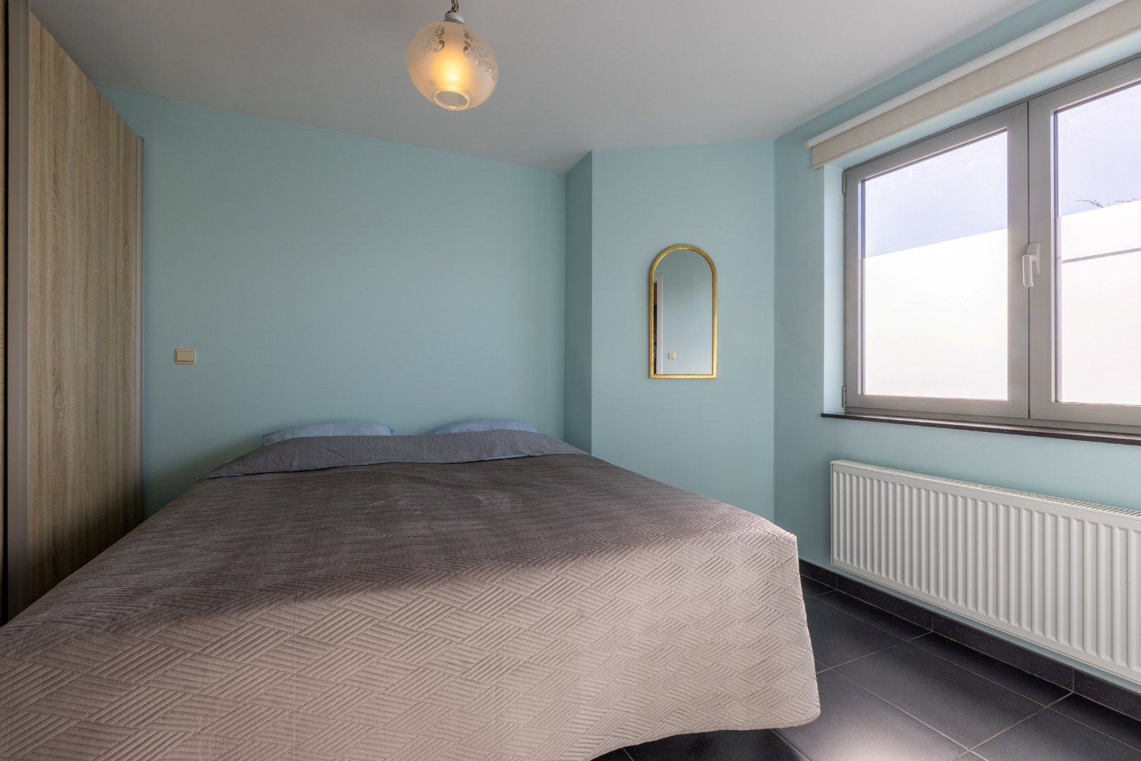 Gezellig, instaplaar app met 2 slk, terras en autostaanplaats foto 10