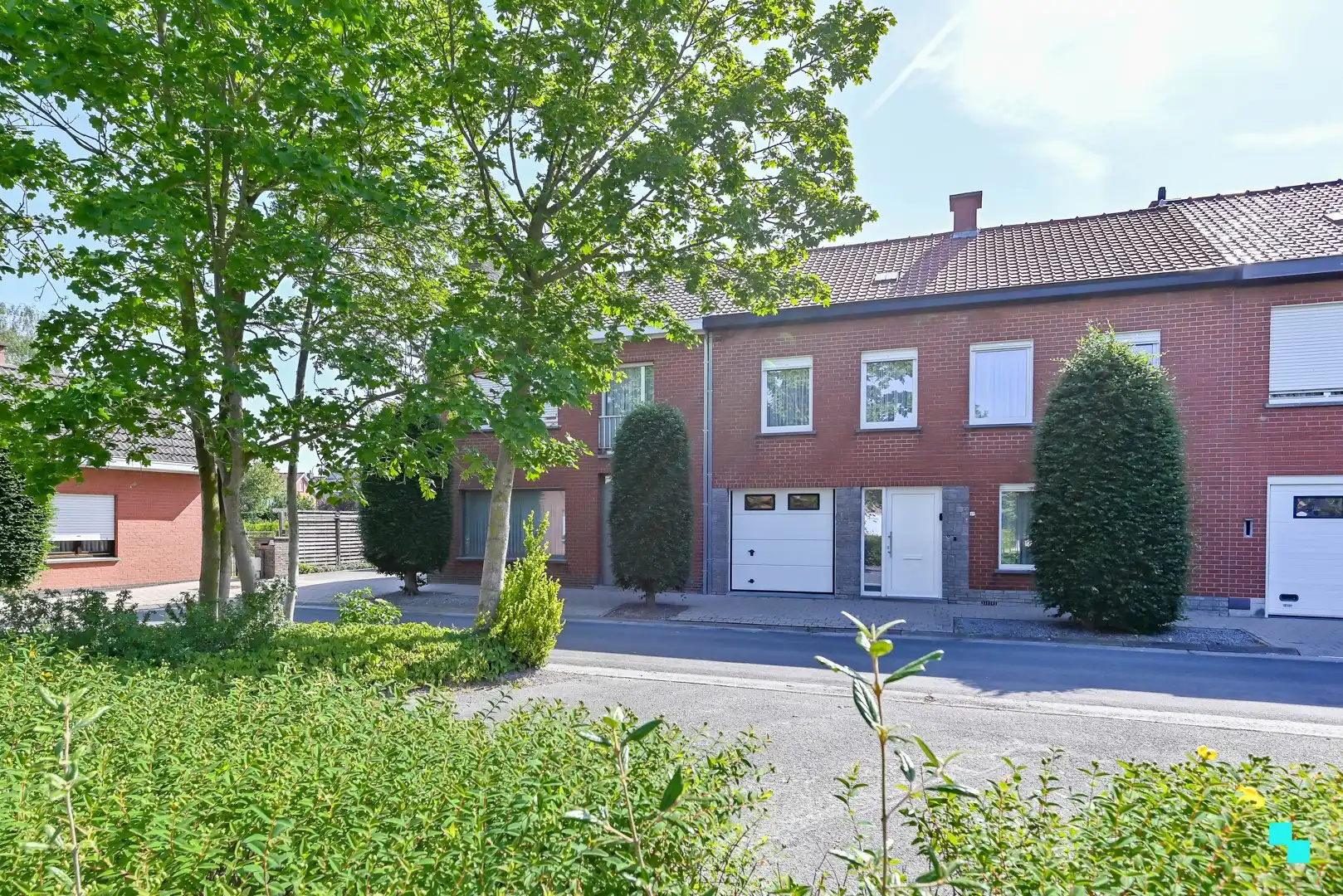 Hoofdfoto van de publicatie: Eéngezinswoning met vier slaapkamers in de Kasteelwijk te Izegem