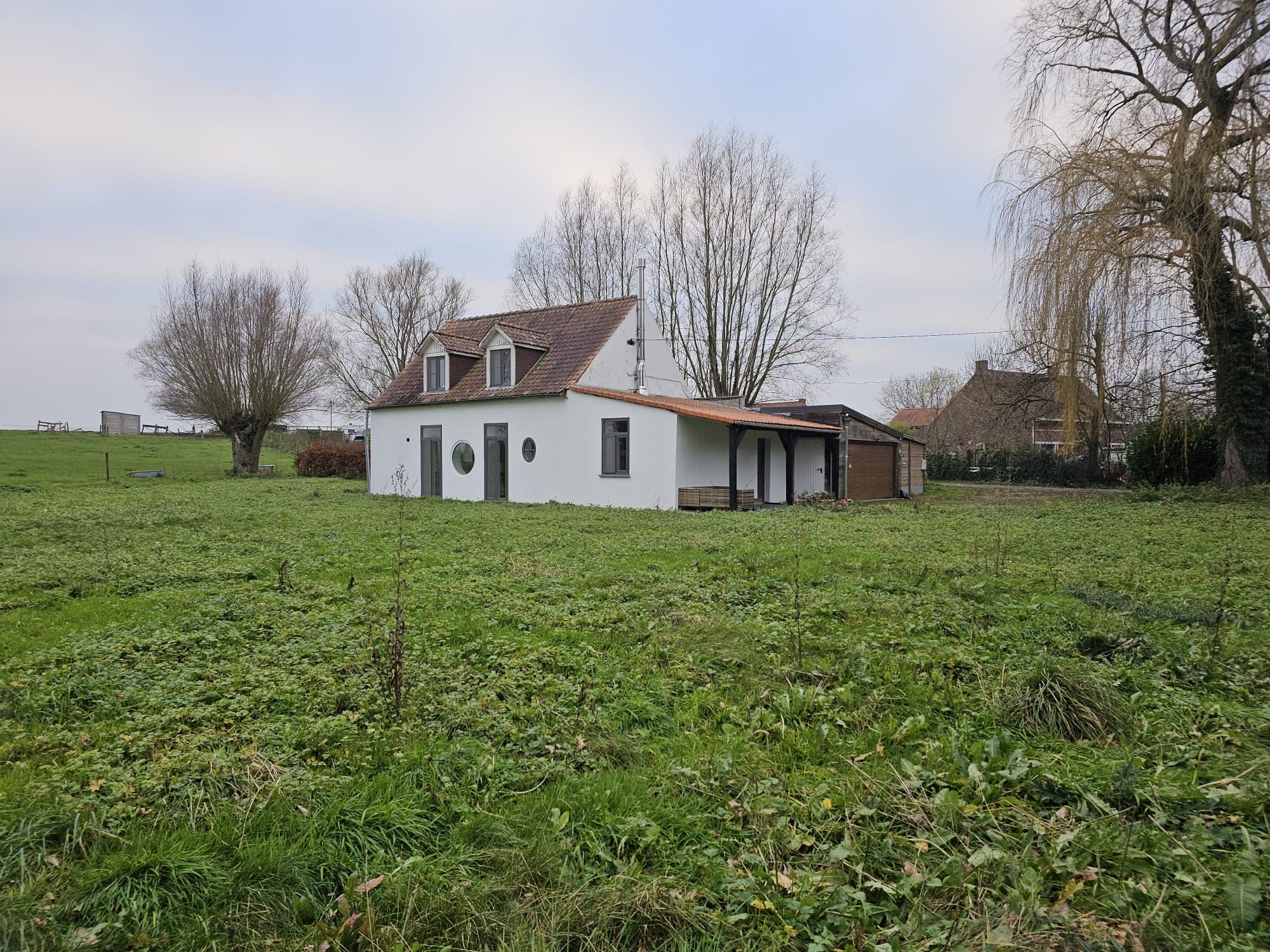 Gezellige, gerenoveerde woning op landelijke locatie foto 2