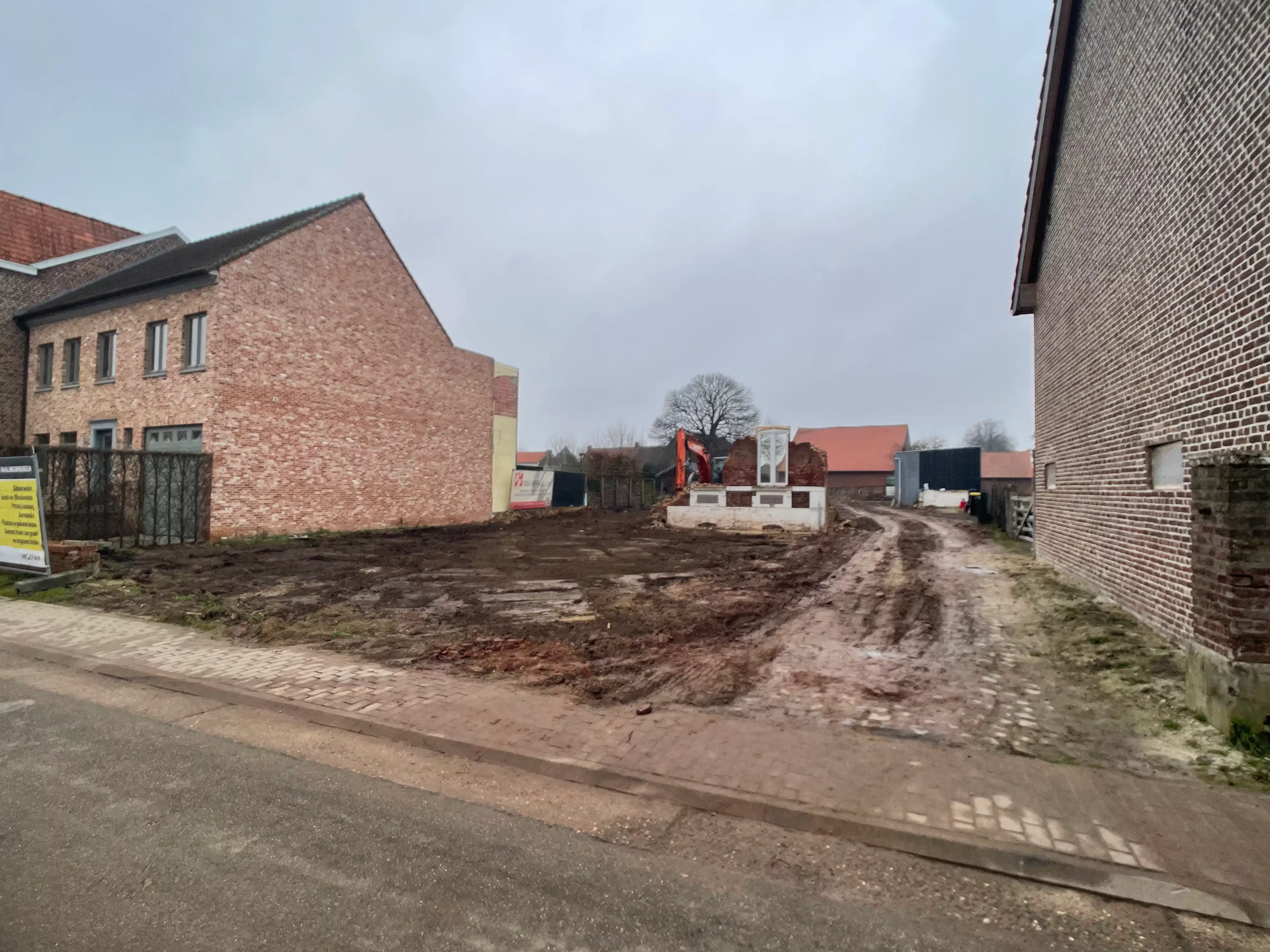 Projectgrond met een oppervlakte van 12a78ca. foto 2