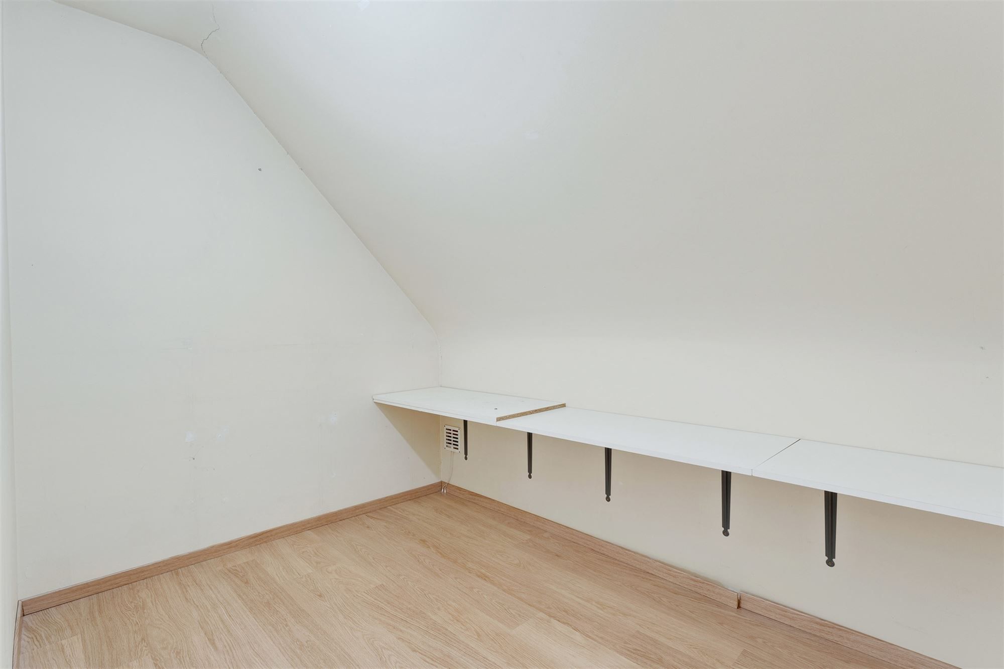 RUIME WONING OP RUSTIGE LIGGING IN KOERSEL CENTRUM foto 22