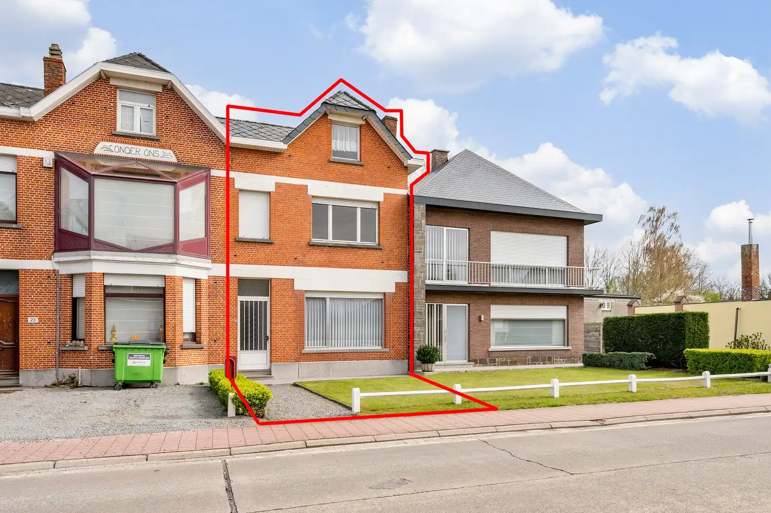 TE RENOVEREN WONING MET 3 SLPKS, PRACHTIGE TUIN + ACHTERLIGGENDE STAANPLAATS foto 42