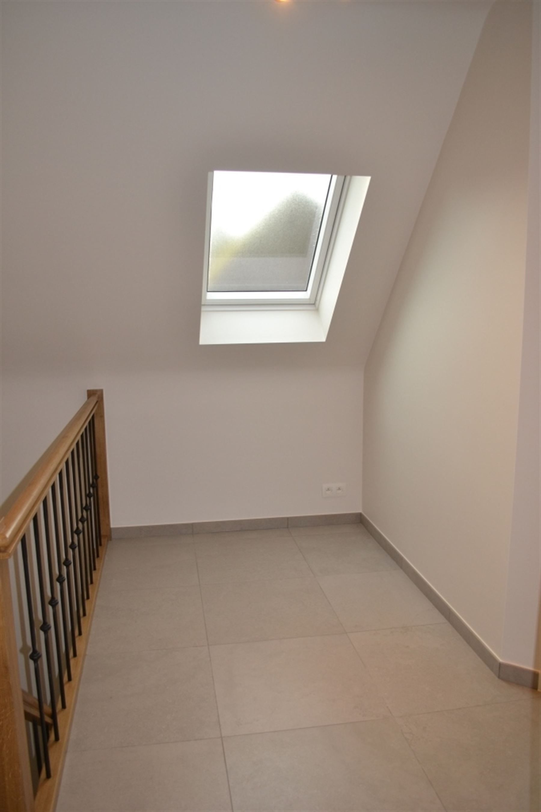 Gezellige en rustig gelegen nieuwbouw woning met 2 tuin foto 8