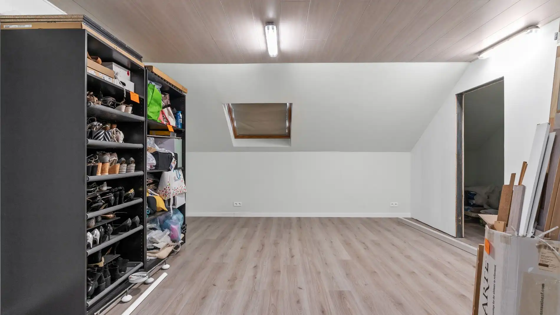 LINDEN - Recente woning met 3 slpk en tuin foto 10