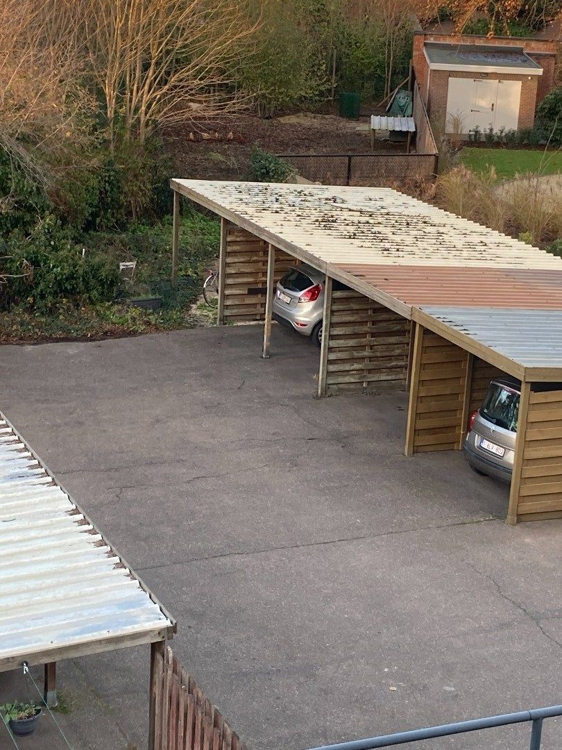 Instapklaar appartement met terras en autostandplaats in hartje Beringen foto 15