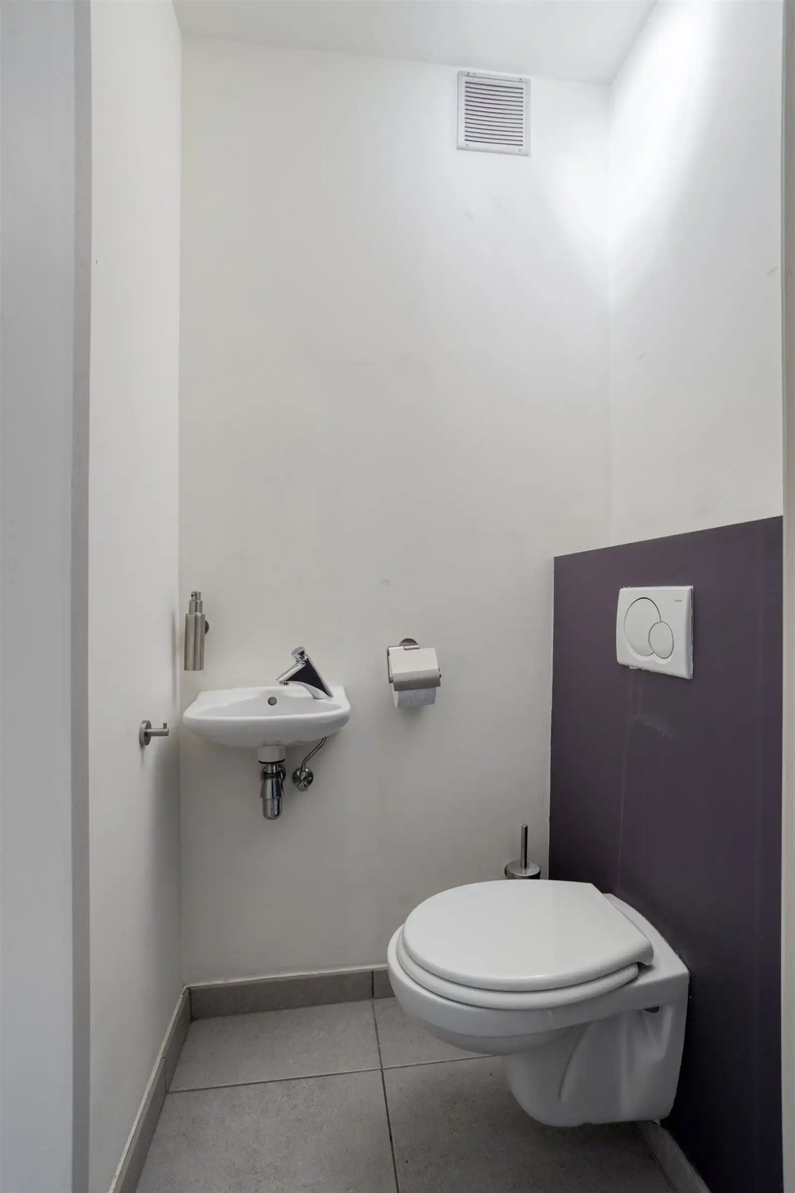 Gelijkvloers appartement met 2 slaapkamers en tuin, kelder & staanplaats foto 21